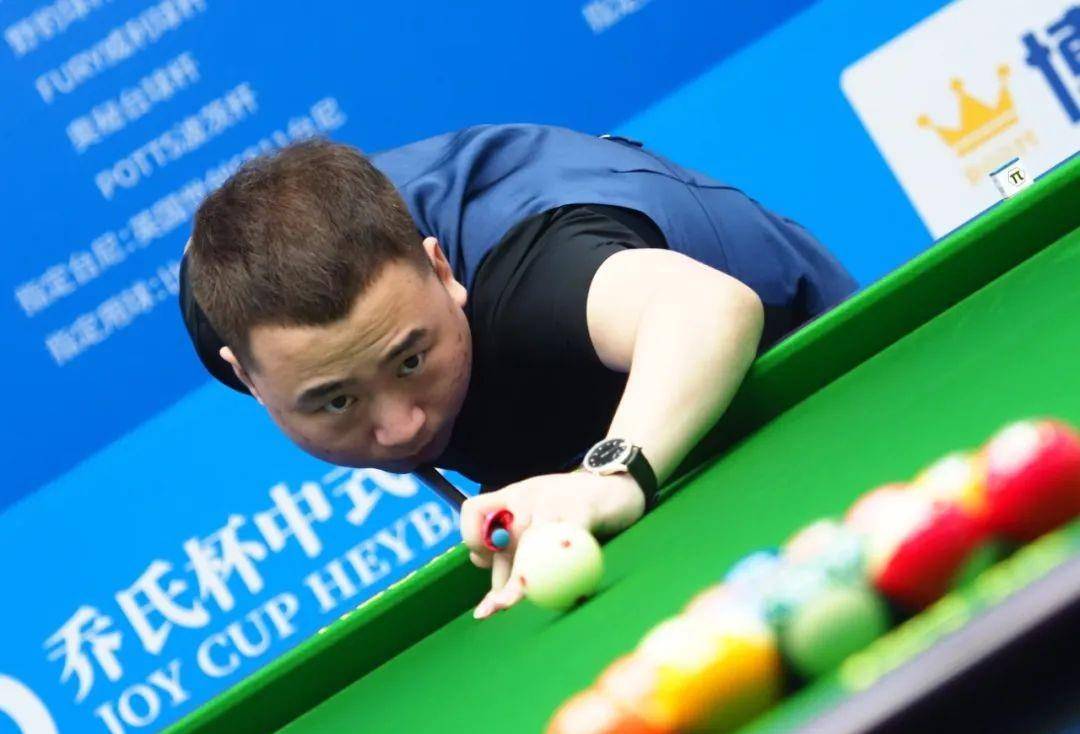 边路推进时 边路推进时